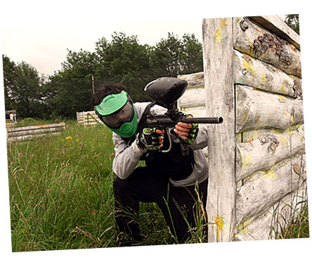 Joueur de paintball en action